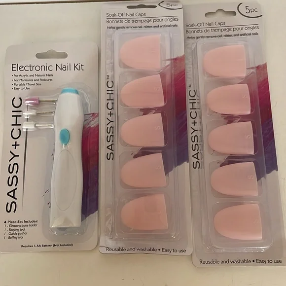 Sassy & Chic NIP Electronic Nail Kit with Pink Accessories 10 Soak Off Nail Caps - Picture 2 of 13